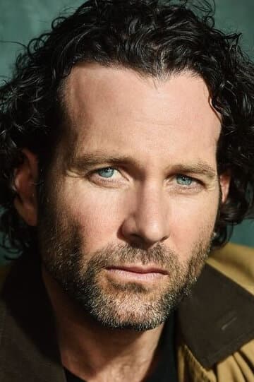 Эйон Бэйли Eion Bailey